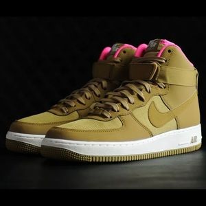 Nike Air Force 1 High Golden Tan Size 8